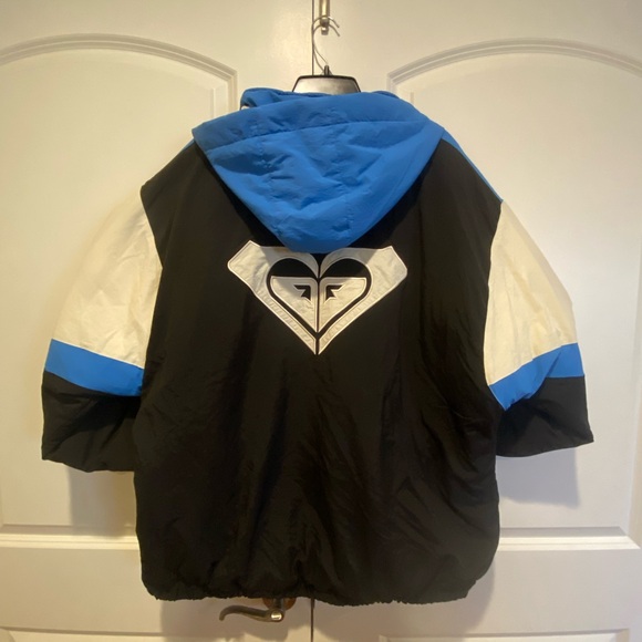 Roxy jacket - Picture 2 of 3